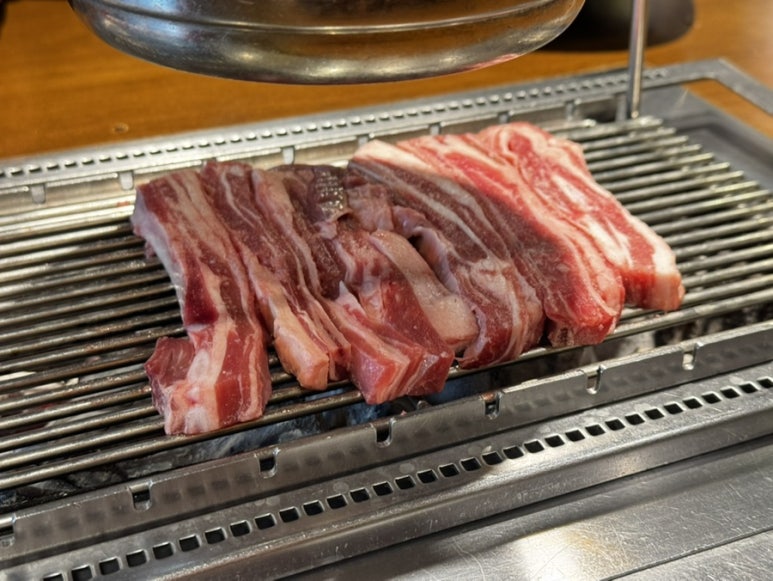 동한양꼬치 이미지