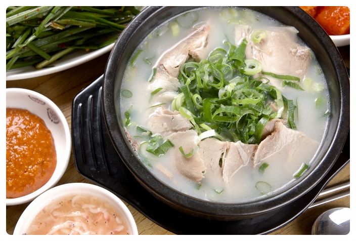 장터돼지국밥 이미지