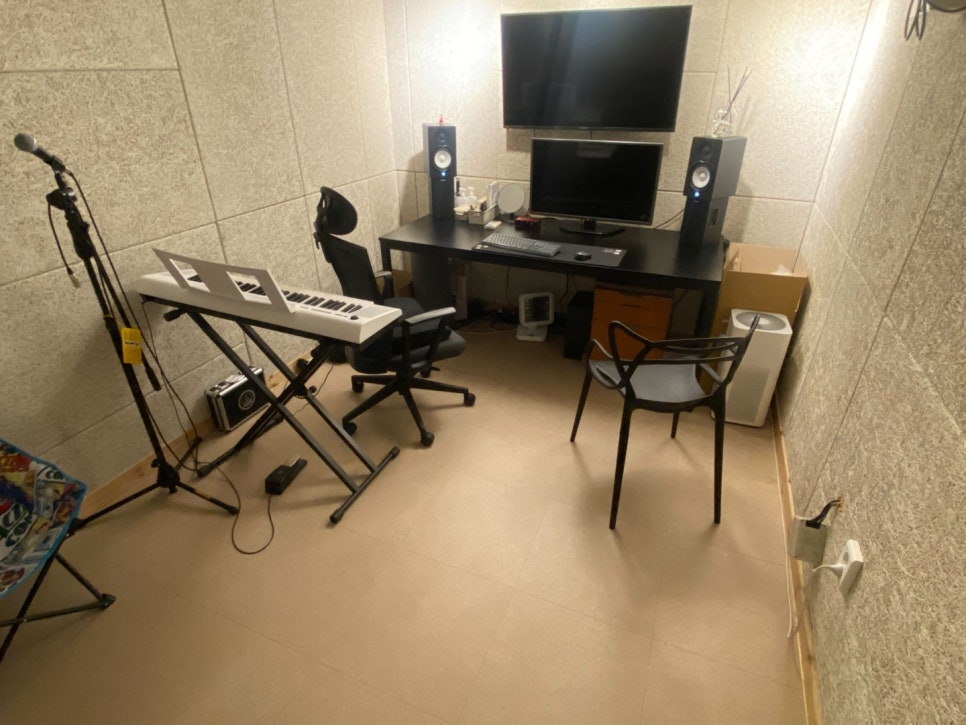 studio208 이미지