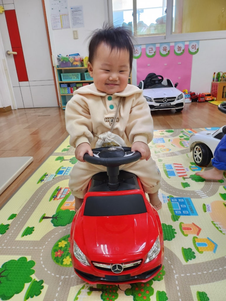 강산유치원 이미지