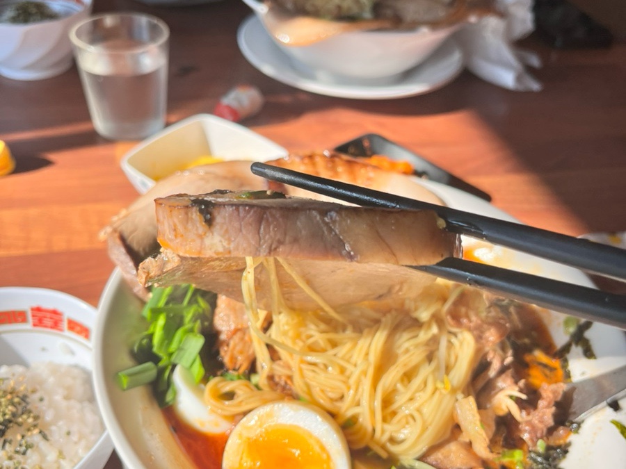 우라우라 이미지