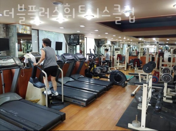 플러스휘트니스 이미지