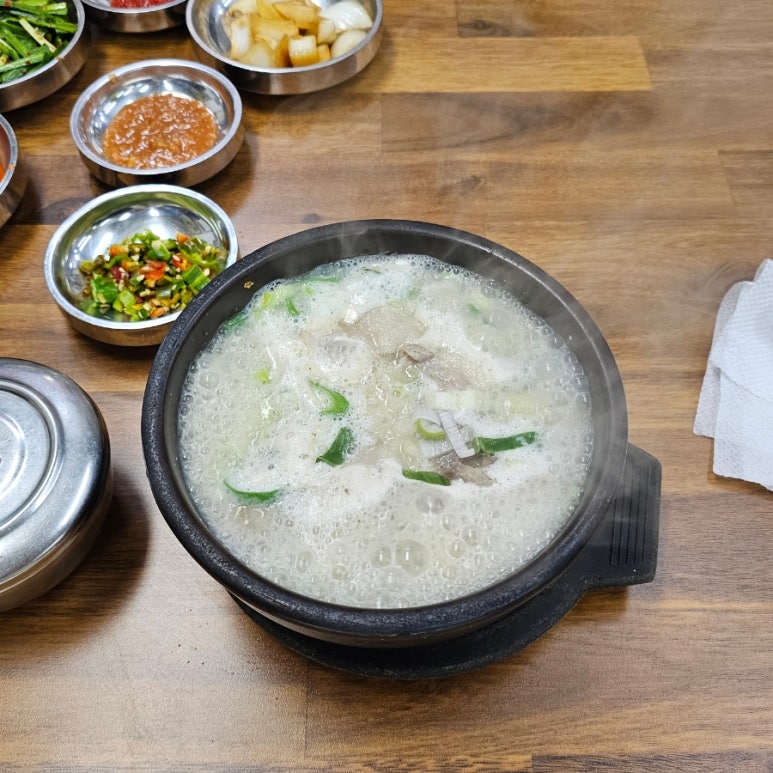 김가네불족발왕족발 이미지