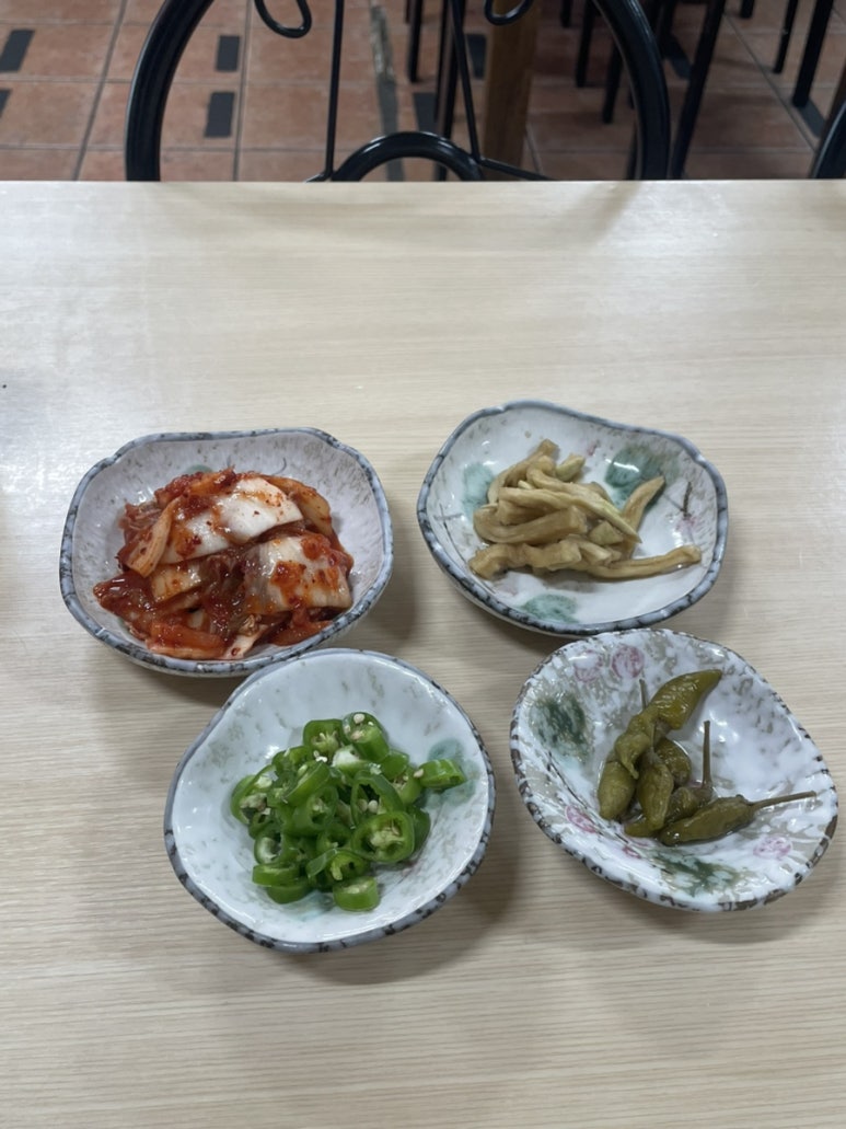 제주접작뼈국 이미지