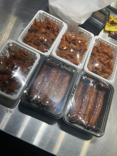 황금 오리 숯불바베큐 이미지
