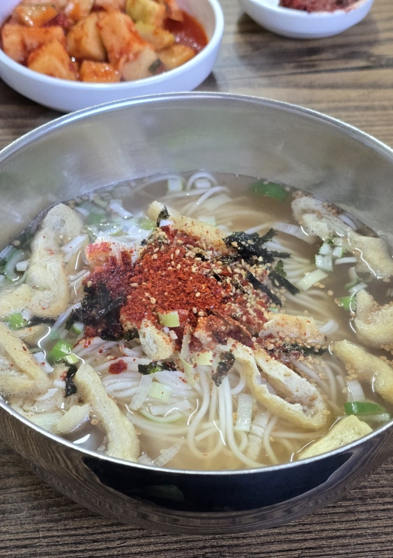 생동식당 이미지