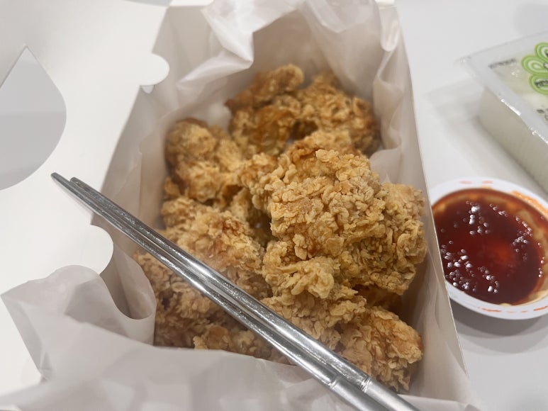 굿쎈치킨 이미지