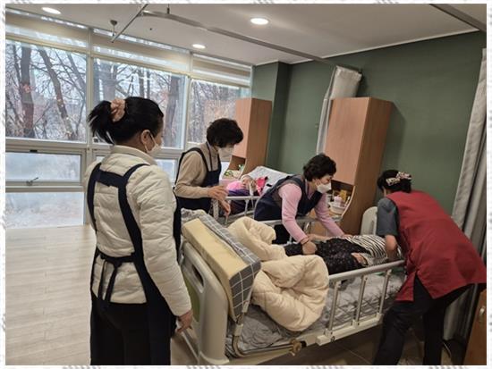 희망요양보호사교육원 이미지