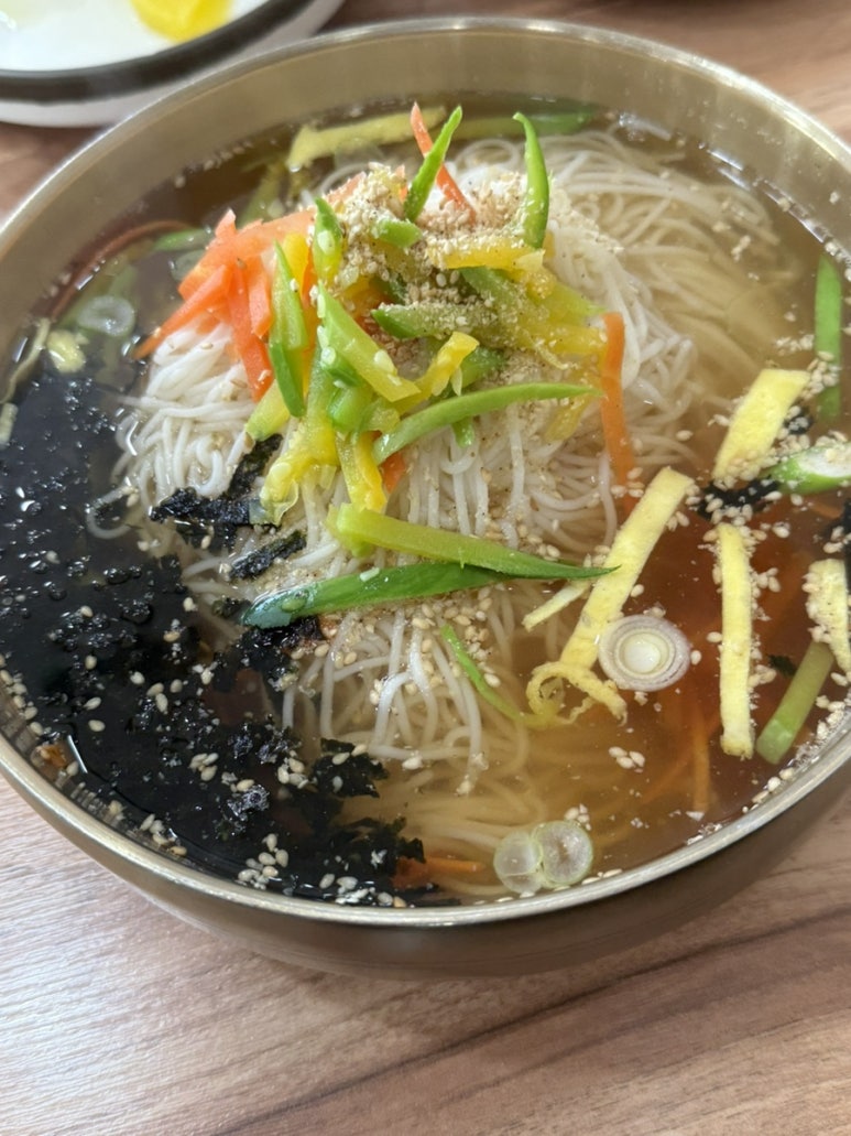 동해멸치국수 이미지