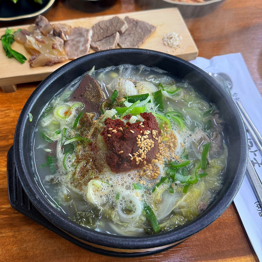 한유백 제주해장국 창원중앙역점 이미지