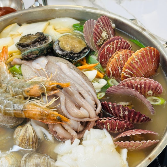 해물손칼국수 이미지