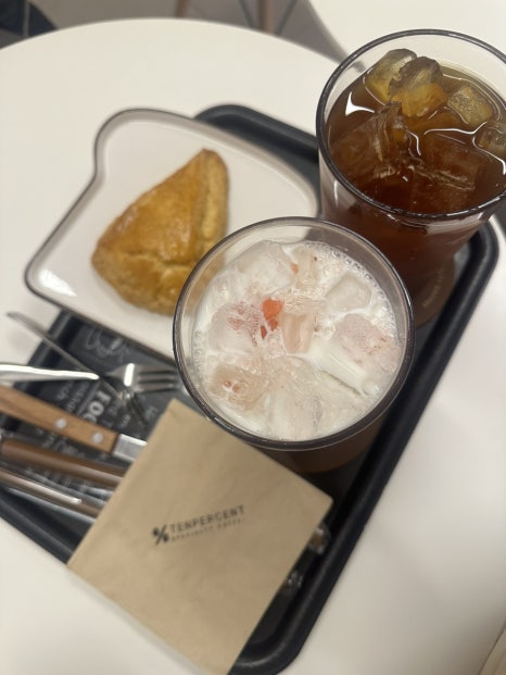 텐퍼센트커피울산성남젊음의거리점 이미지