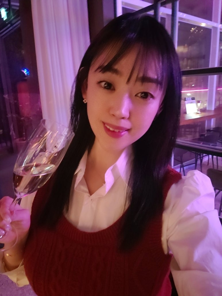 외출준비헤어샵 이미지