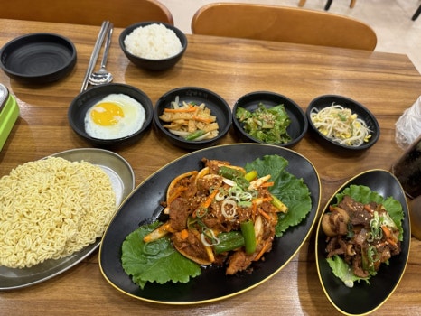 오향족발 이미지