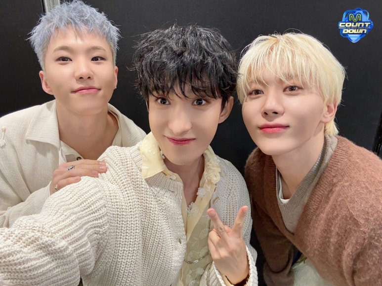 엠카우 이미지