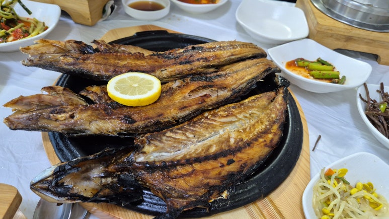 정다운돌솥밥생선구이 이미지