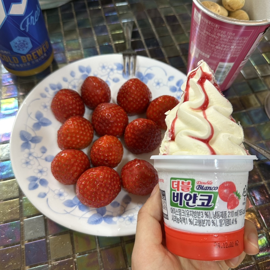 새콤달콤 이미지