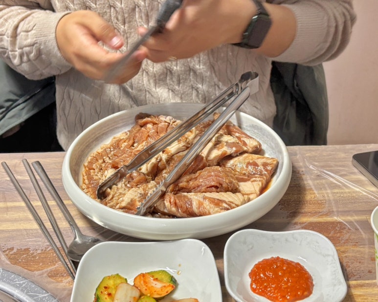 돈나라 이미지