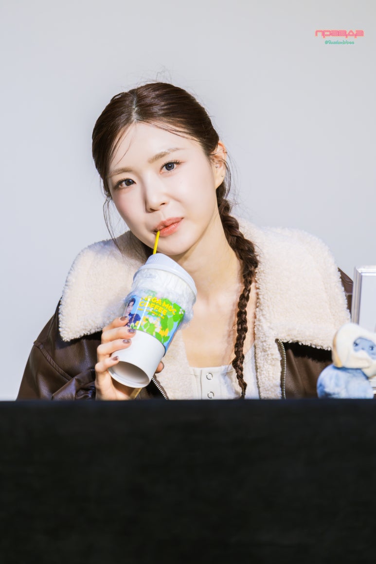 제이제이뮤즈 이미지