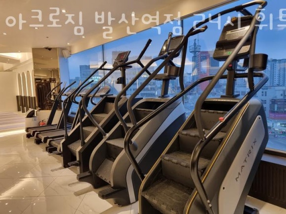 아크로짐24시휘트니스 이미지