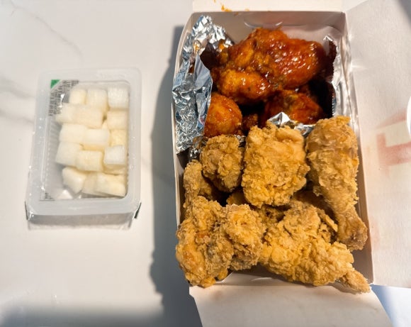 양념이 맛있는 삼일치킨 팔달점 이미지