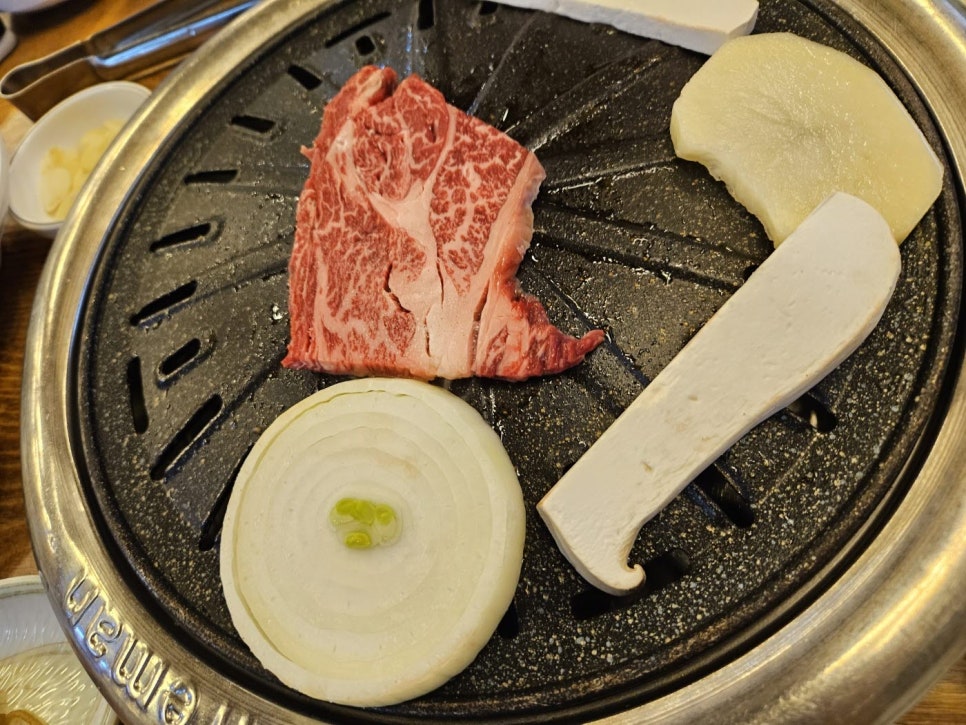 홍농숯불갈비 이미지