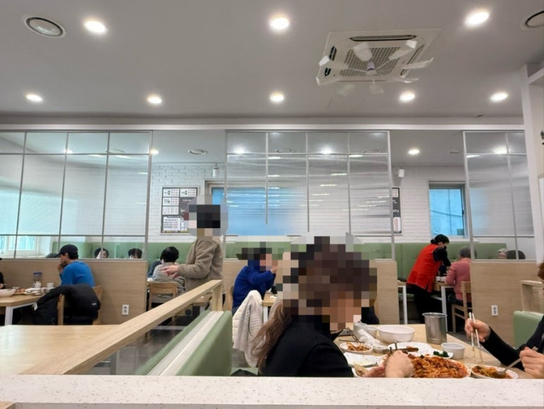 동해물과아구찜 이미지