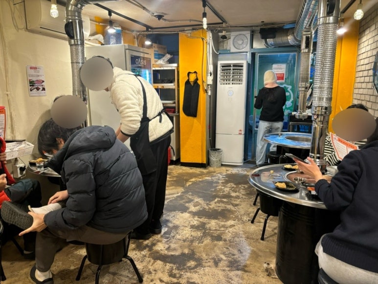 돈에 빠지다 이미지