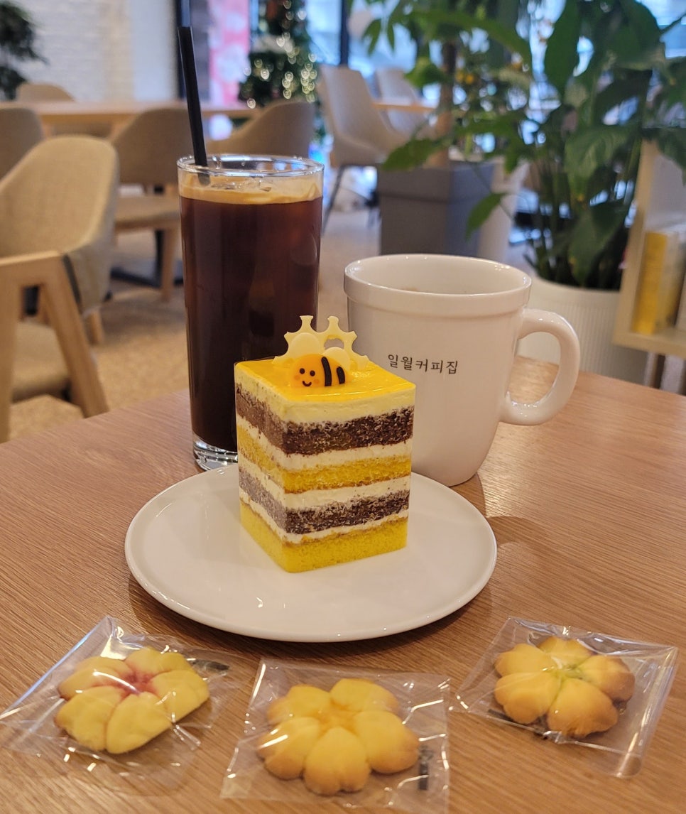 일월커피집 이미지