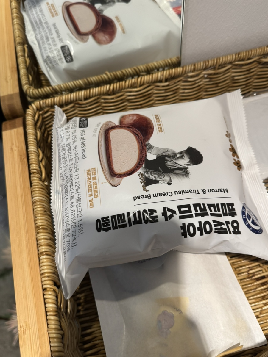 봉살롱 이미지