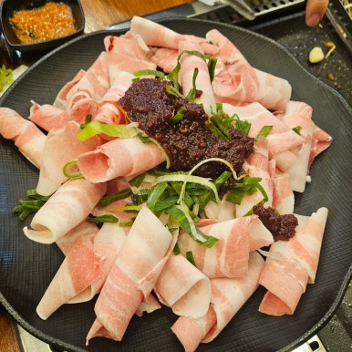 눈꽃대패창원대방점 이미지
