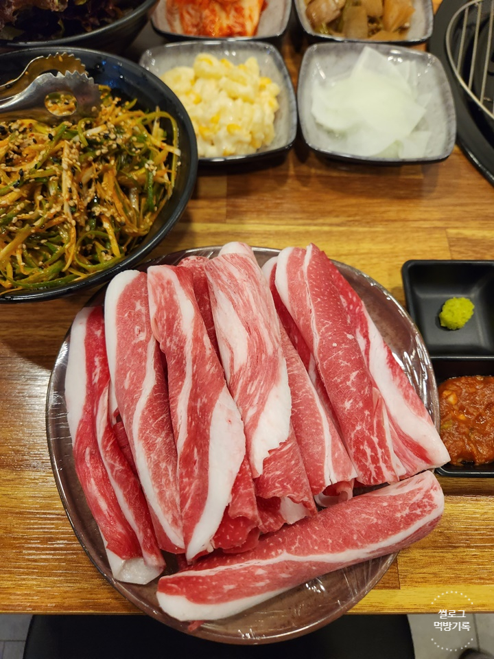 명품한우한돈 이미지