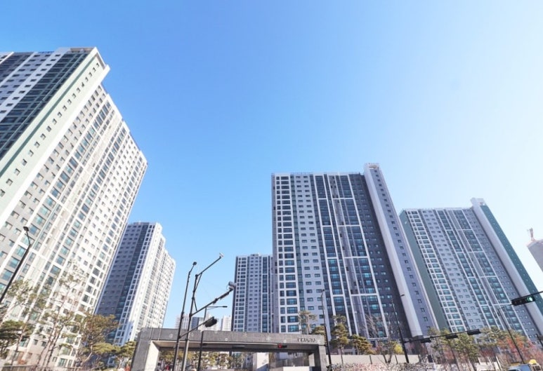 (주)아주로지스 이미지