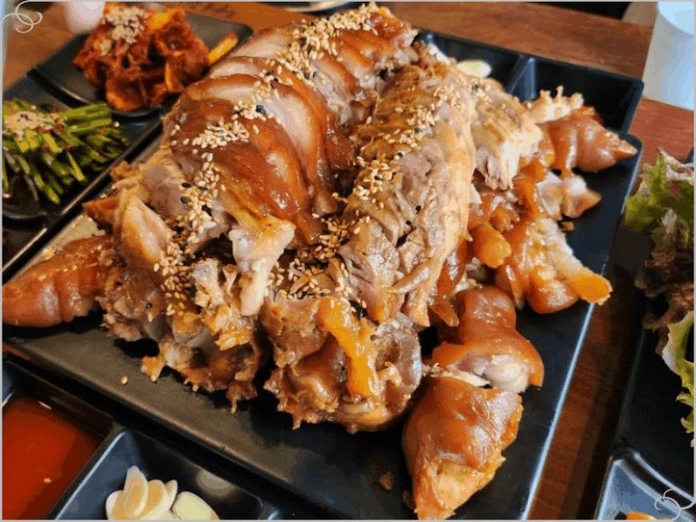 귀한족발 이미지