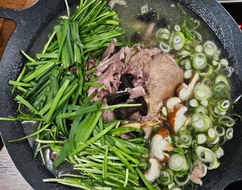 토담능이백숙 이미지