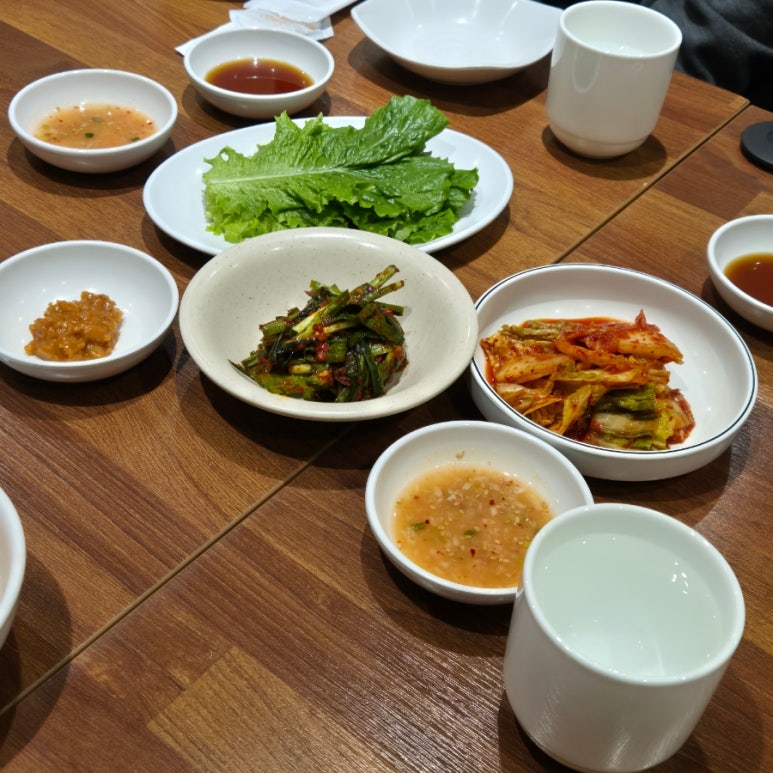 한성육개장;만두국 이미지