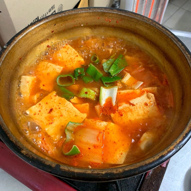 양푼생고기김치찌개 사진 2