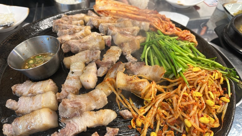 할매솥뚜껑삼겹살 부천점 이미지