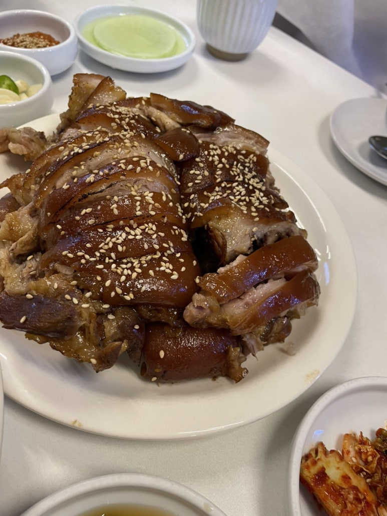 코끼리족발 이미지