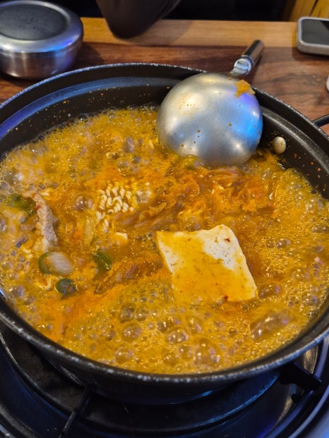 동숙이생고기콩김치찌개 이미지
