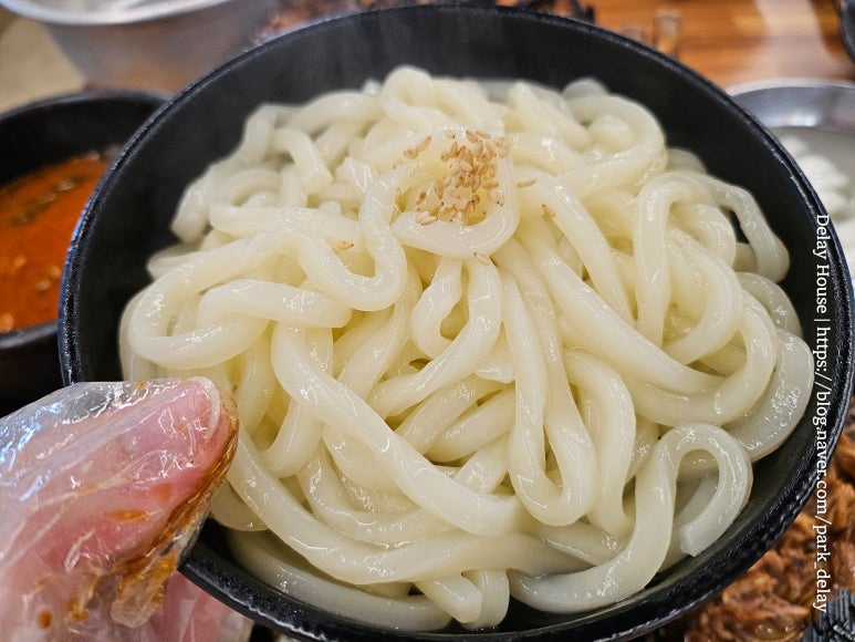 뜨끈이우동 이미지