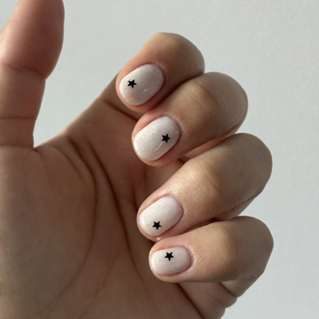 네일우아르 이미지
