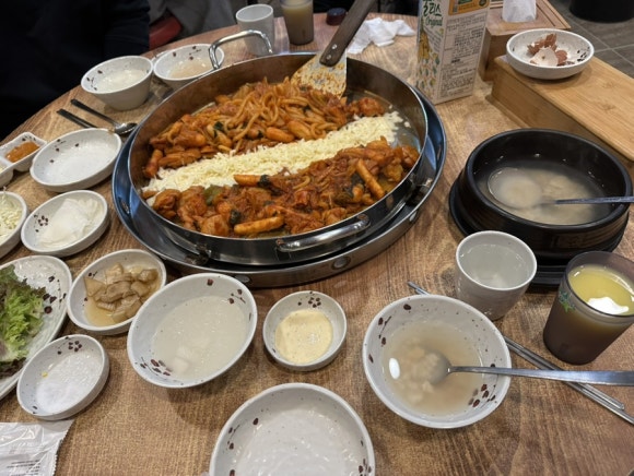 춘천7.9닭갈비 이미지