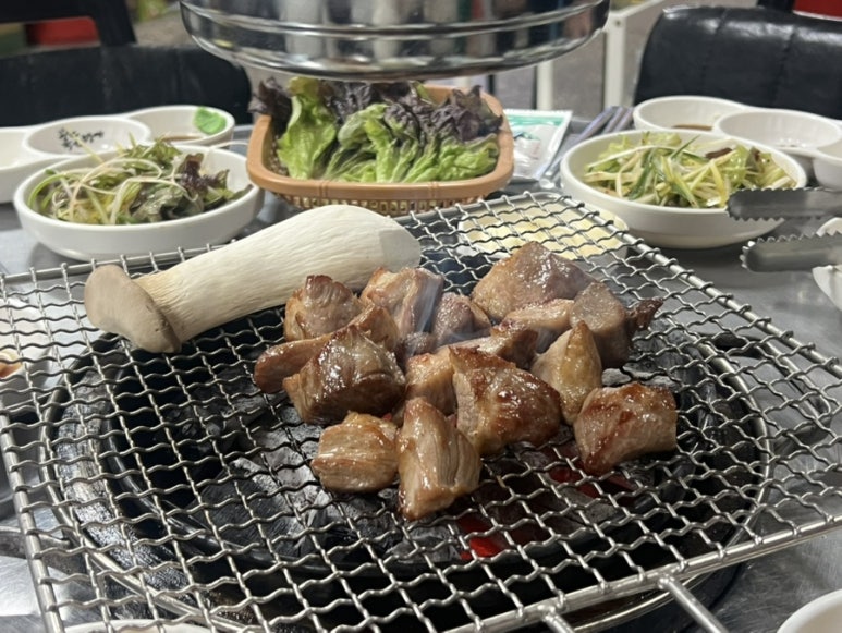 주야푸짐한뒷고기 이미지