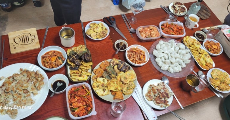 닭이랑전이랑 이미지