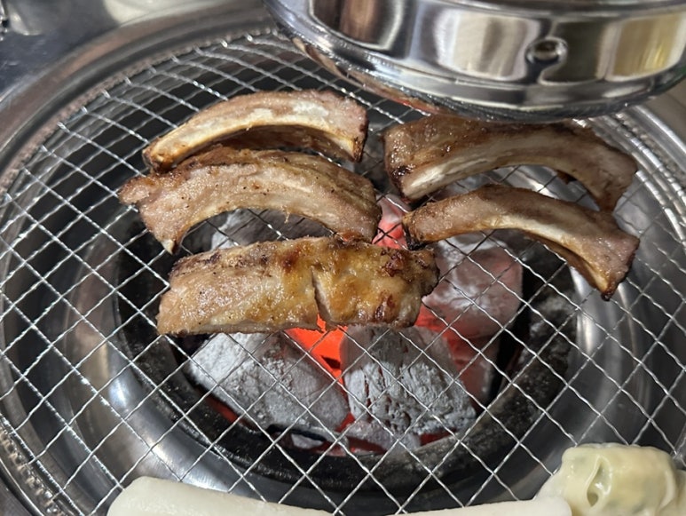 거시기쪽갈비생족발구이 이미지