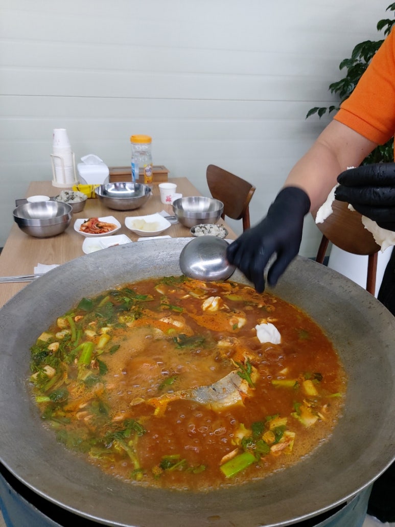 솥뚜껑매운탕 신정호 이미지