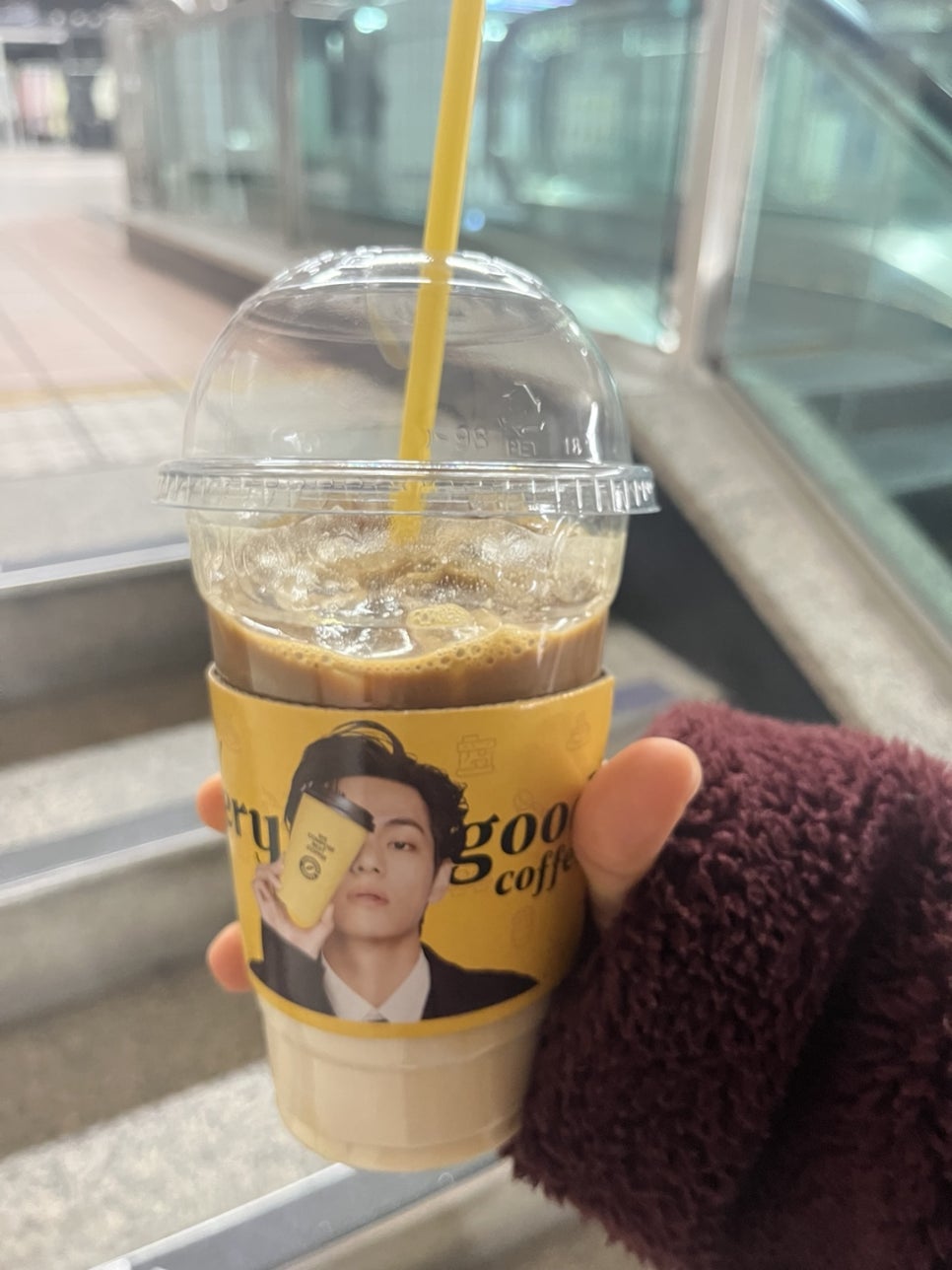 컴포즈커피장한평역사점 이미지