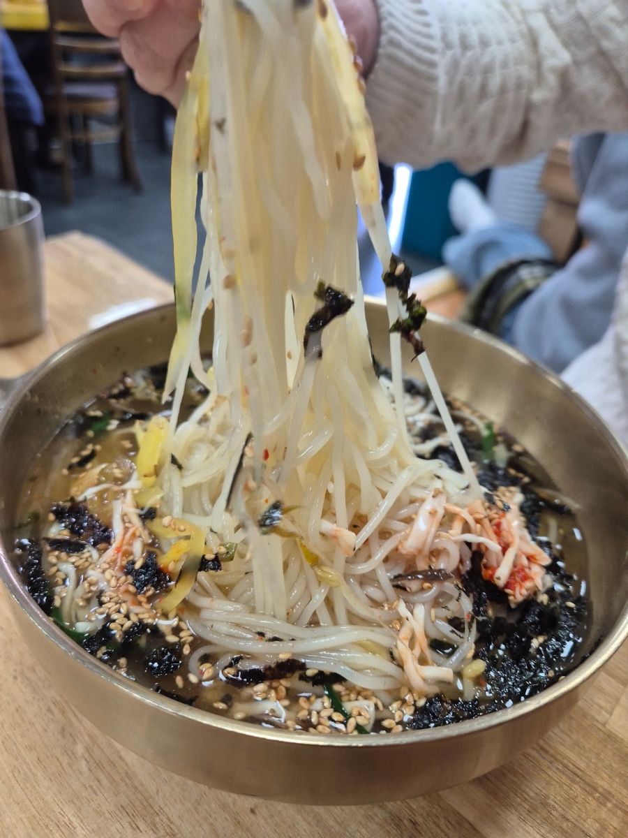 꾸미국수 이미지