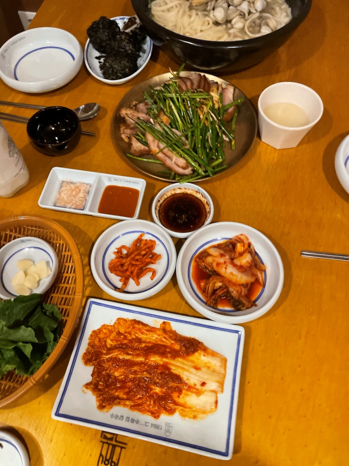 1984그수육집칼국수 이미지